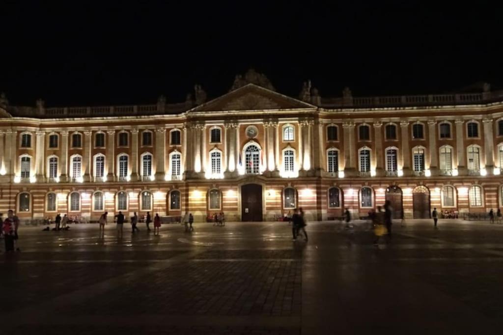 Appartamento A 150 Pas Du Capitole! Tolosa Esterno foto